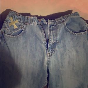 Light/medium wash jeans with design
